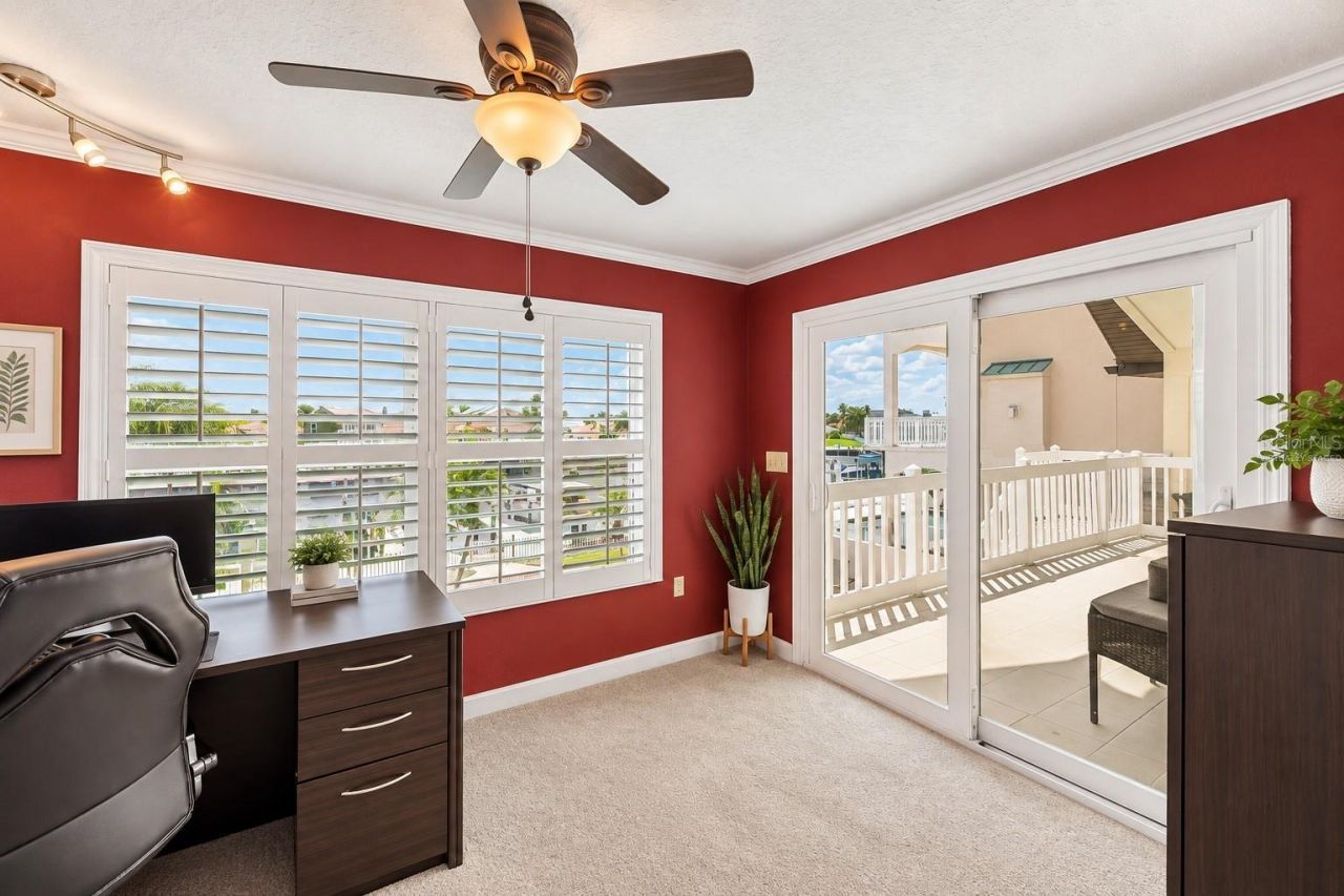 5226 Westshore Drive, New Port Richey, FL 34652 Photo