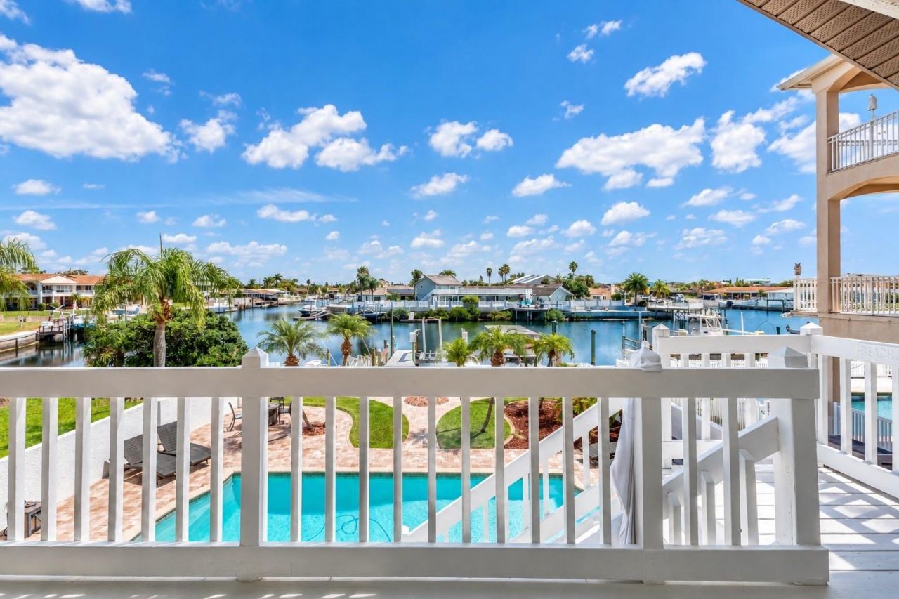 5226 Westshore Drive, New Port Richey, FL 34652 Photo