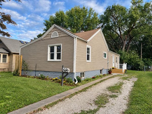 912 W Harvard Street , Champaign, IL 61821