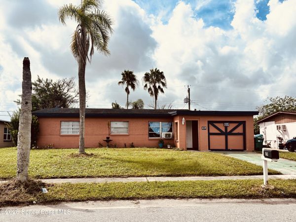 819 Almond Boulevard , Melbourne, FL 32901