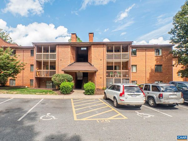 125 TURTLE CREEK RD , Unit 7, Charlottesville, VA 22901