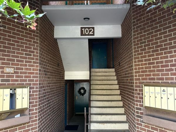 102 TURTLE CREEK RD , Unit 10, Charlottesville, VA 22901