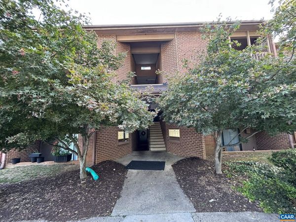 102 TURTLE CREEK RD , Unit 11, Charlottesville, VA 22901