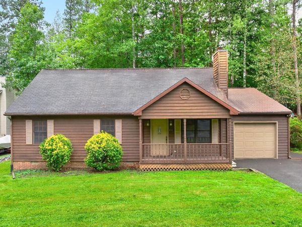 854 JEFFERSON DR, Palmyra, VA 22963