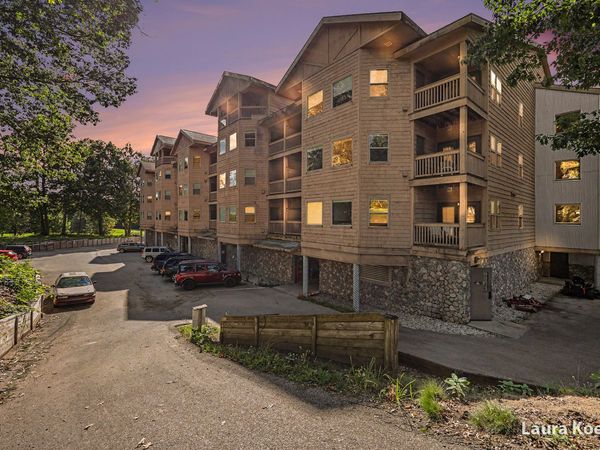 5900 S Water Road, Unit 216, Rothbury, MI 49452