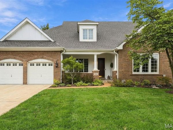 1931 Chesterfield Ridge Circle, Chesterfield, MO 63017