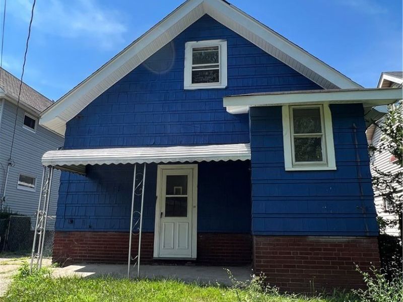 3227 W 114th Street, Cleveland, OH 44111 Photo 3