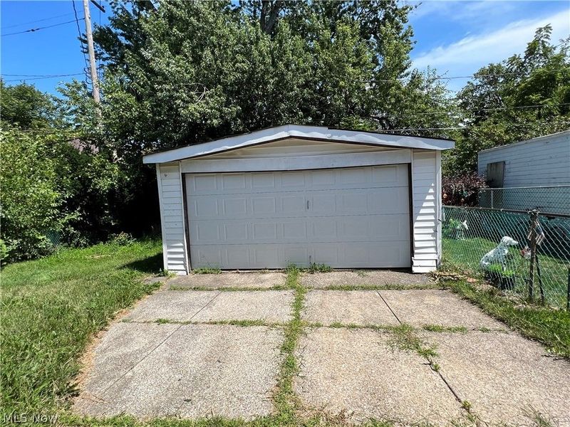 3227 W 114th Street, Cleveland, OH 44111 Photo 6