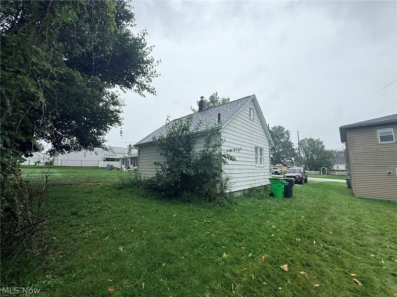 493 Washington Avenue, Barberton, OH 44203 Photo 3