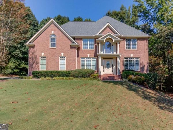 4121 Holcomb Creek Drive, Buford, GA 30519