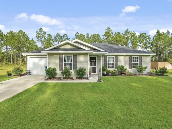 579 Church Circle , Jesup, GA 31545