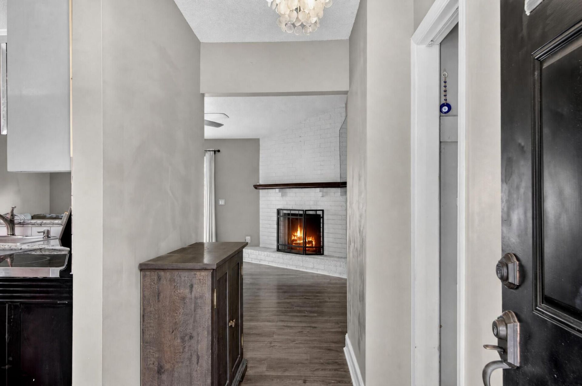 105 Ewell Court Photo 10