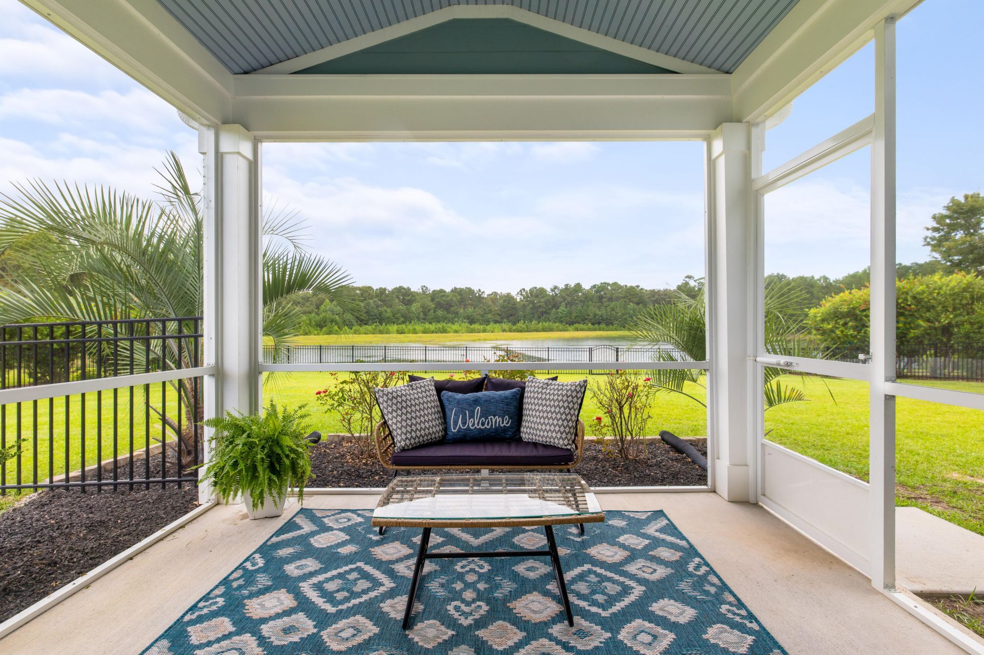 571 Pontoon Road Photo 32