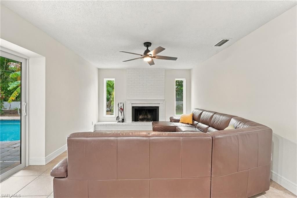 1439 Claret Ct, Fort Myers, FL 33919 Photo