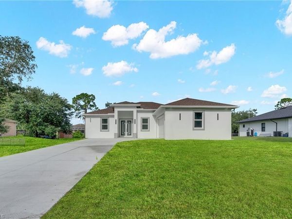 505 Prospect AVE , LEHIGH ACRES, FL 33972