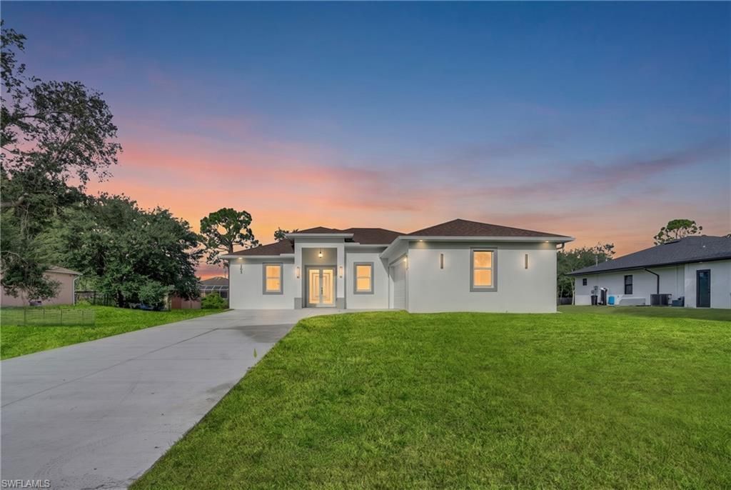 505 Prospect Ave , Lehigh Acres, FL 33972 Photo