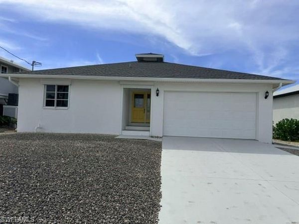 2311 Sycamore ST, ST. JAMES CITY, FL 33956