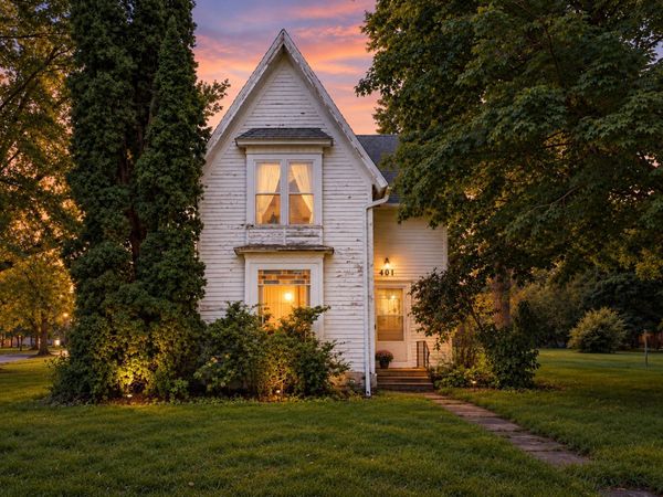 401 Park Street , Freeborn, MN 56032