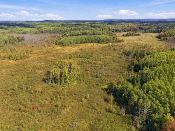 8991 Bennet Line Road E, Hawthorne, WI 54849