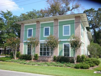 1417 Stuart Engals Boulevard , Mount Pleasant, SC 29464