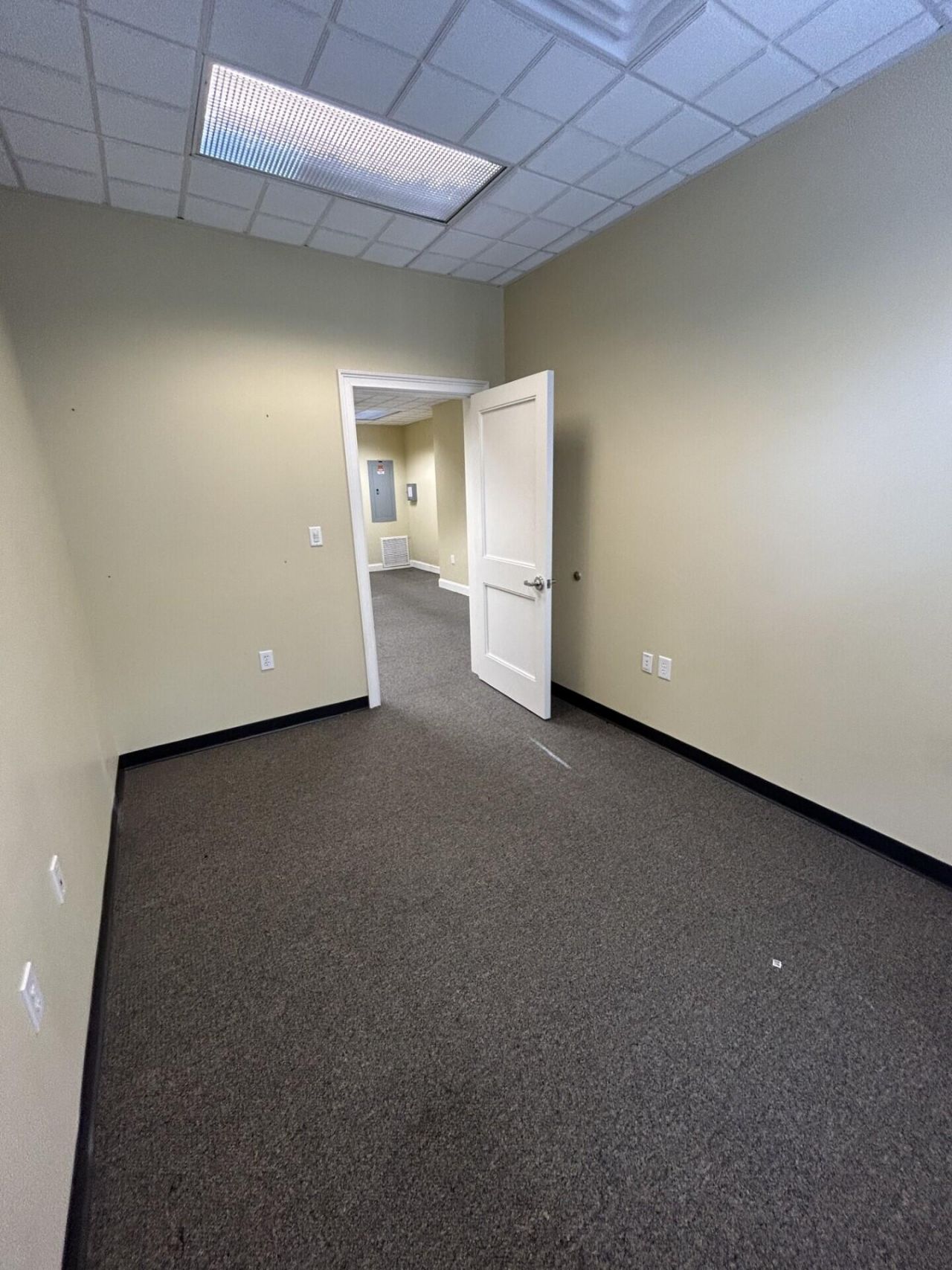 1417 Stuart Engals Boulevard  Photo 24