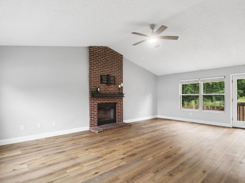5986 Wexford Park Drive, Columbus, OH 43228 Photo 12