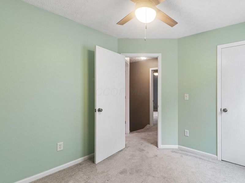 5986 Wexford Park Drive, Columbus, OH 43228 Photo 30