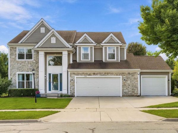 2127 Willow Pond WAY, Grafton, WI 53024