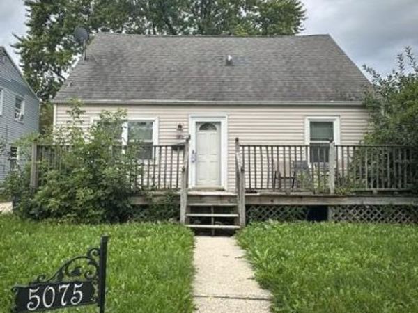 5075 N 56th STREET, Milwaukee, WI 53218