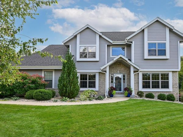 N25W27171 Orchard LANE, Pewaukee, WI 53072