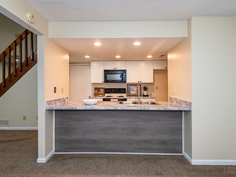 8495 Woodgrove Drive, Washington Township, OH 45458 Photo 36
