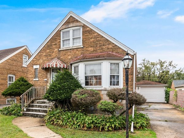 182 Martin Lane , Chicago Heights, IL 60411