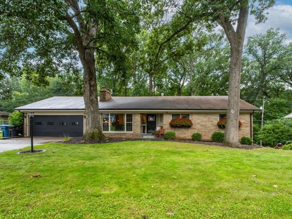 2732 30th Avenue , Rock Island, IL 61201