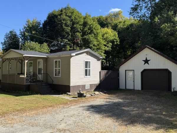 19 Prospect Street, Guilford, ME 04443