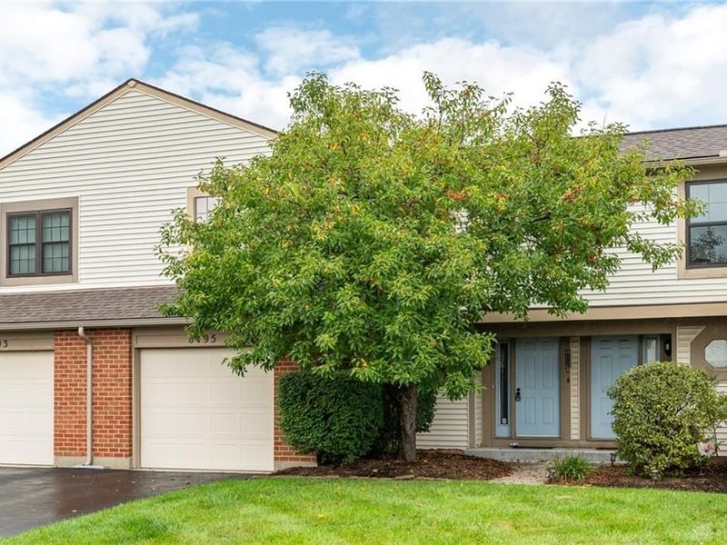 8495 Woodgrove Drive, Washington Township, OH 45458 Photo 2