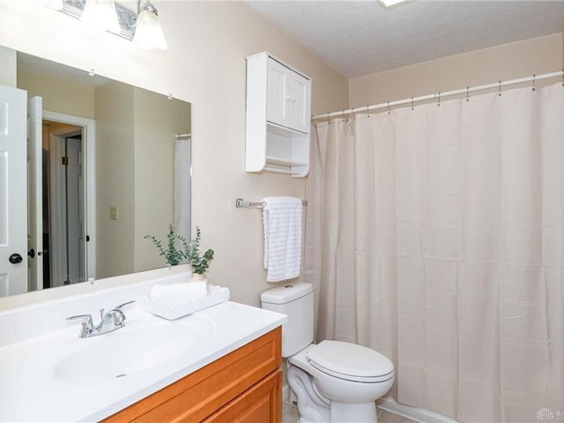 8495 Woodgrove Drive, Washington Township, OH 45458 Photo 27