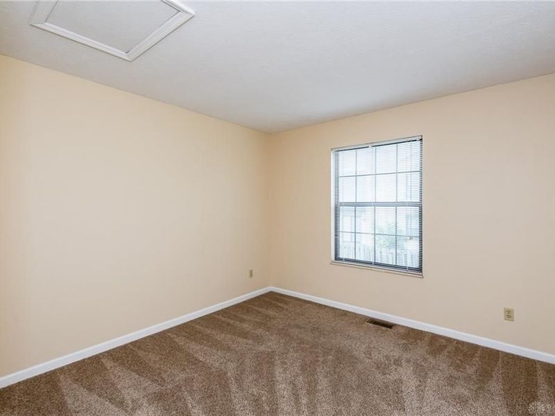 8495 Woodgrove Drive, Washington Township, OH 45458 Photo 31