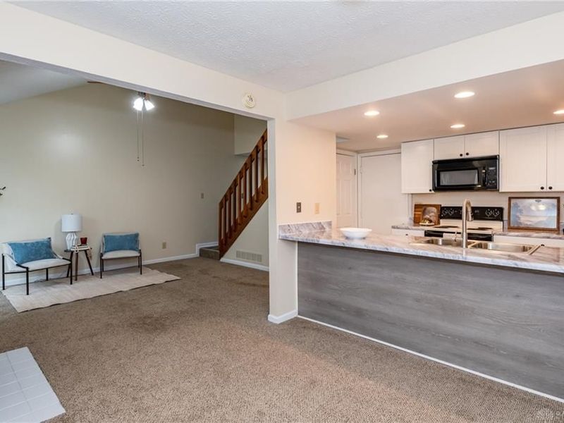 8495 Woodgrove Drive, Washington Township, OH 45458 Photo 35