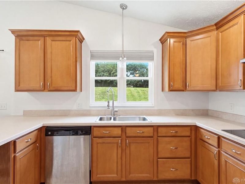 5907 Verdi Drive, Dayton, OH 45449 Photo 7