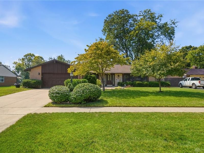 2276 E Rahn Road, Kettering, OH 45440 Photo 1