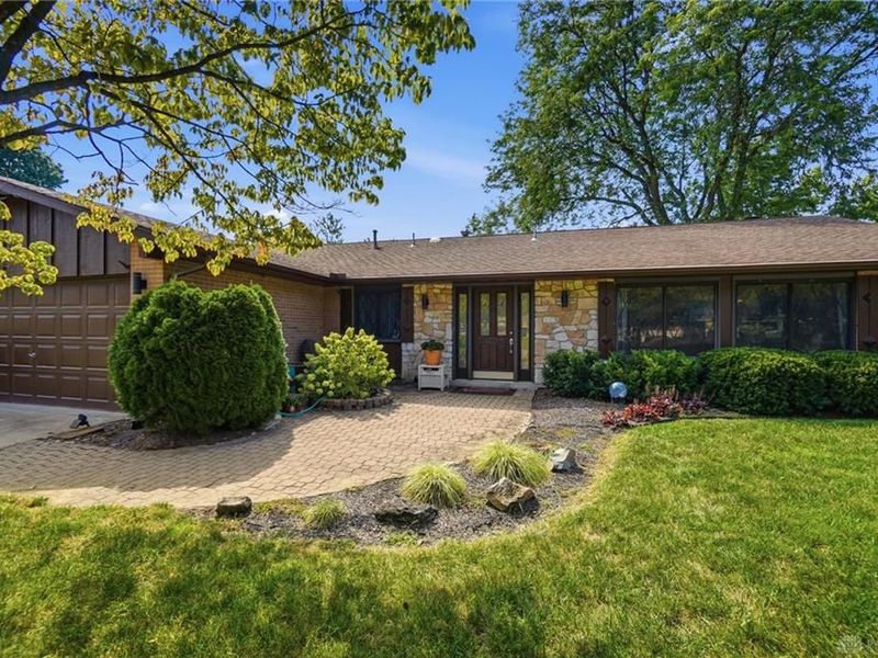 2276 E Rahn Road, Kettering, OH 45440 Photo 4