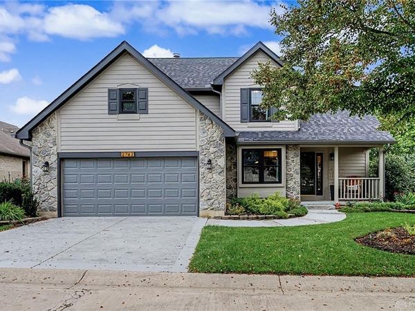 2742 Greenridge Circle, Beavercreek, OH 45431
