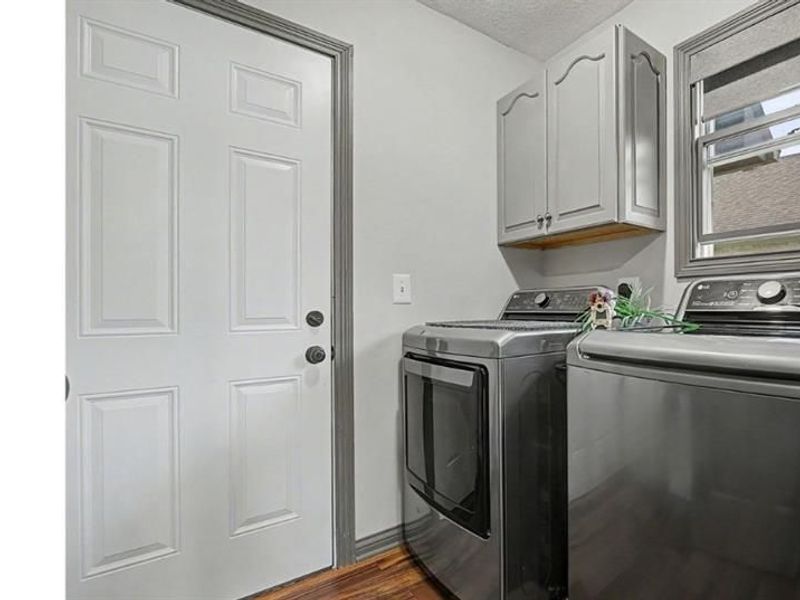 2742 Greenridge Circle, Beavercreek, OH 45431 Photo 11