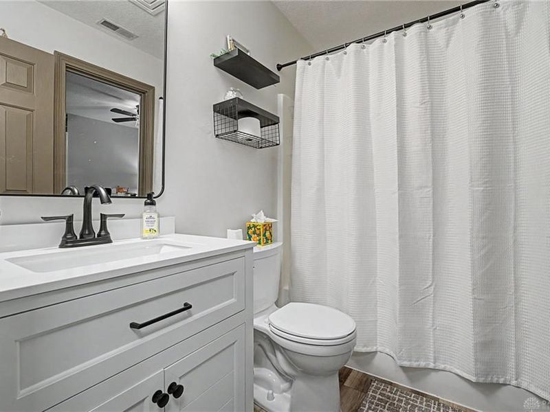 2742 Greenridge Circle, Beavercreek, OH 45431 Photo 18