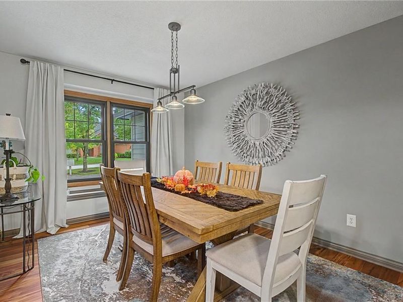 2742 Greenridge Circle, Beavercreek, OH 45431 Photo 3