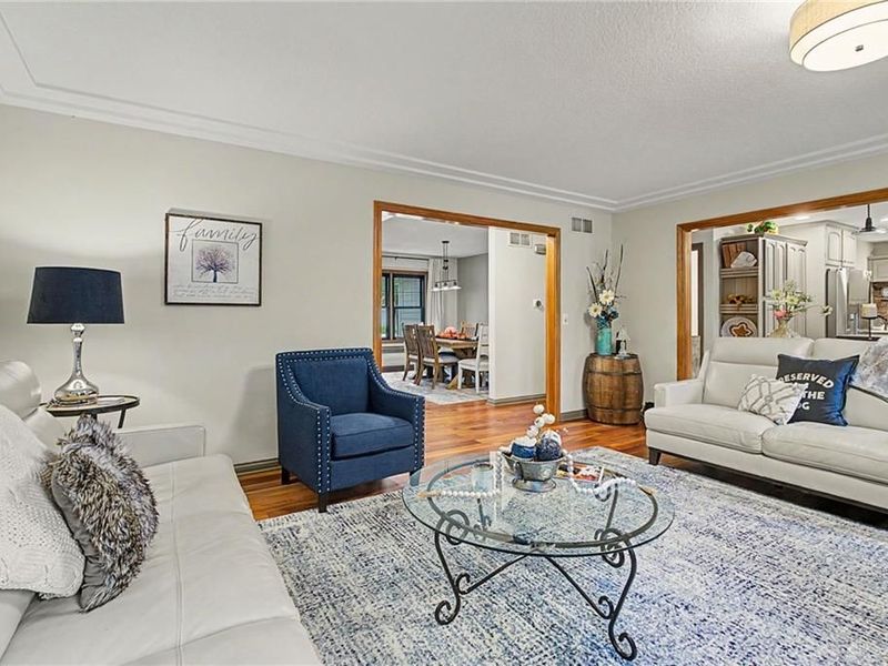2742 Greenridge Circle, Beavercreek, OH 45431 Photo 5