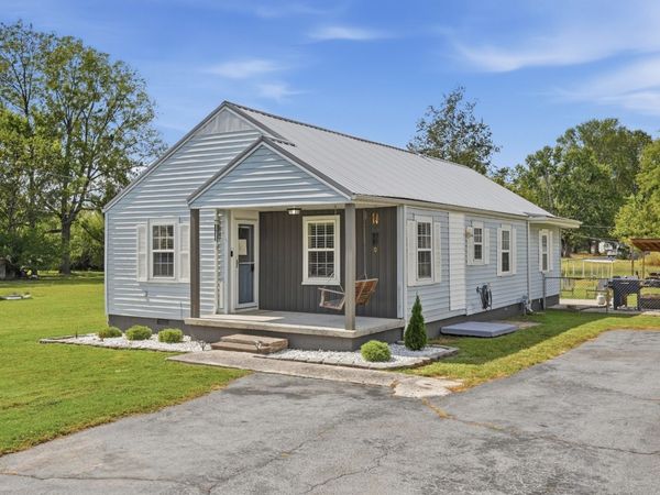 271 Hunt St , Manchester, TN 37355