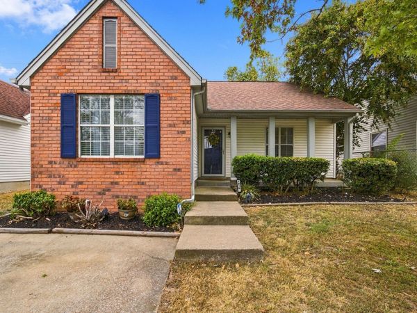 1016 Looby Cir , Nashville, TN 37208