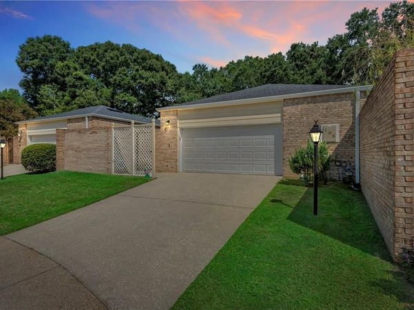 105 Woodruff Court , Mobile, AL 36608