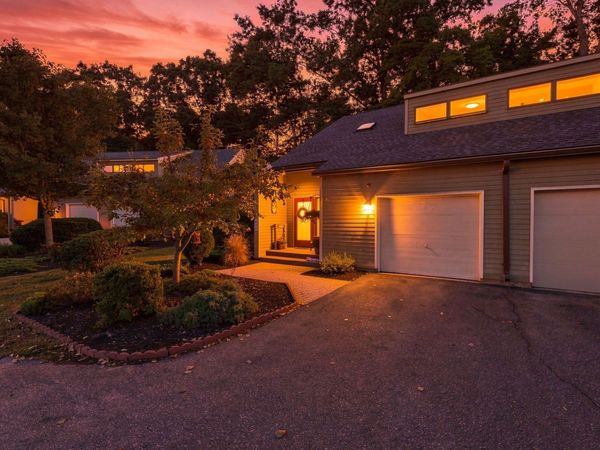 108 Fairway Village, Unit 108, Northampton, MA 01053